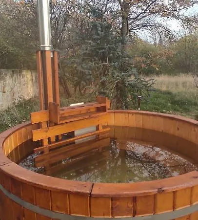 Toscana Luxury Loft & Sauna Villa *